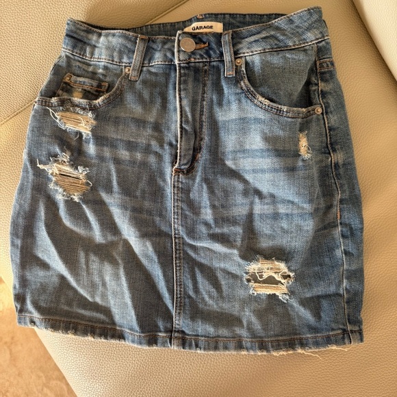 Garage Thrashed mini denim skirt Women’s XS Ripped Jean vintage look - Picture 1 of 5